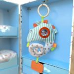 Imagen de Colgante peluche Leon el Camaleon sensorial