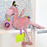 Imagen de Colgante peluche Mia el Flamenco sensorial