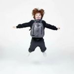 Imagen de Mochila infantil impermeable y vegana-Dino Gris