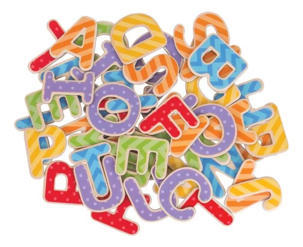 Imagen de Letras mayúsculas en madera magnéticas Bigjigs