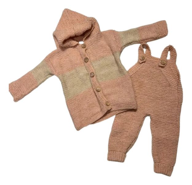 Imagen de Conjunto Jardinera Y Saco Con Capucha Tejidos A Mano Bebes  0 A 3 Meses