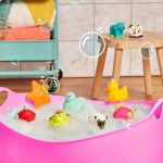 Imagen de Set de 9 animalitos granja/marino silicona para el agua