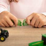 Imagen de Set vehículos de granja 20pc, escala 1/64 John Deere