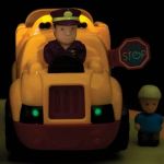 Imagen de Omnibus escolar con luz y sonidos Btoys