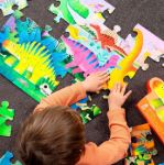 Imagen de Puzzle Dino Land  36 piezas Crocodile Creek