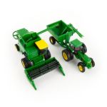Imagen de Maquinaria para cosecha  agricola 7720 John Deere a escala 1:64