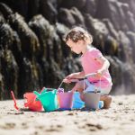 Imagen de Balde Silicona Bigjigs Toys Playa 18m+-rosa